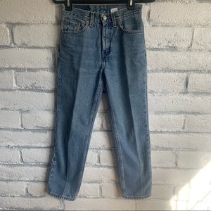 Levi’s Slim Fit Straight Leg Jeans 512